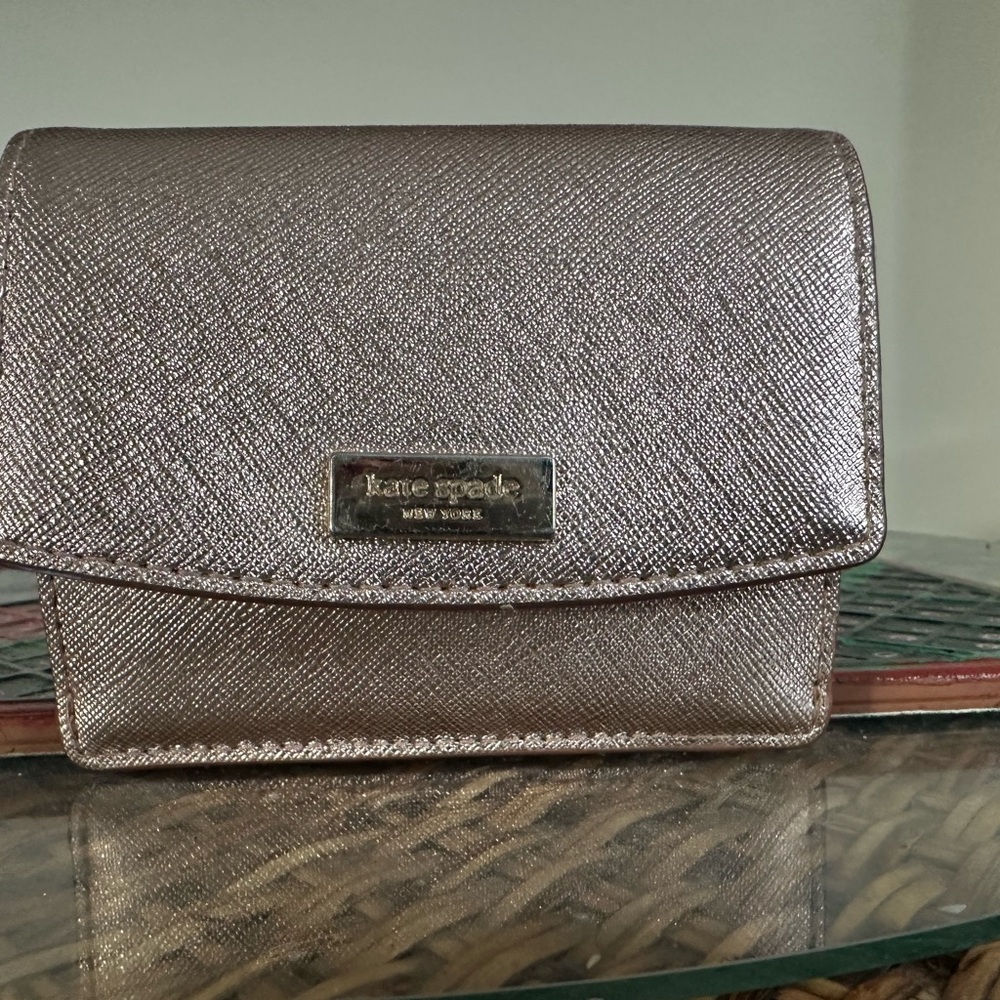Kate Spade Shimmering PINK wallet